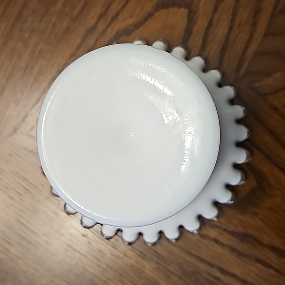 Vintage Fenton Milk Glass Silver Crest Ruffled Edge Compote/Candy Dish/Catchall - Picture 6 of 7